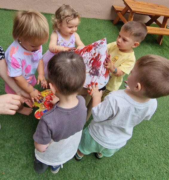 Luca - Gradinita si Cresa, After school, Scoala primara si gimnaziala, Liceu teoretic, Bucuresti